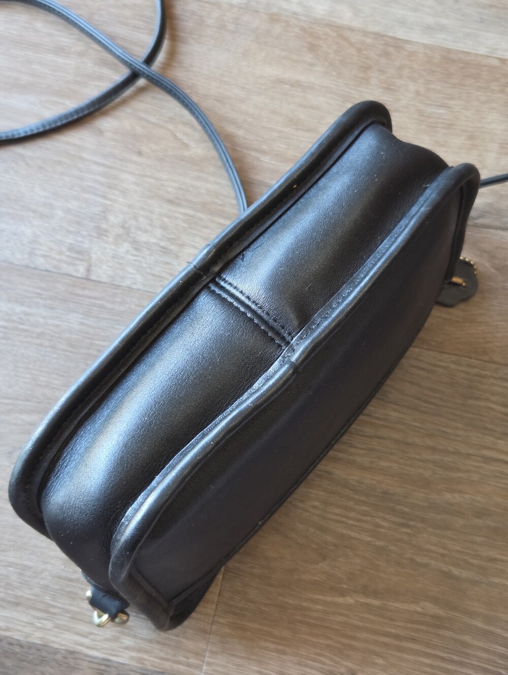 Vintage Coach Carnival Style 9925 Black Leather Bag Crossbody Purse w/Hang Tag - Picture 10 of 14